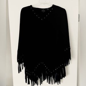 Mark Anthony Hankins V Neck Long Sleeved Fringed And Studded Top